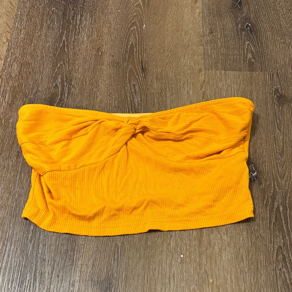 SHEIN Orange Crop Top